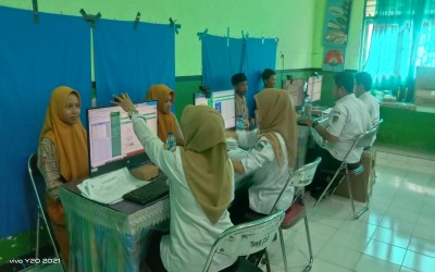 PEMBUATAN KARTU IDENTITAS ANAK (KIA) DI SEKOLAH